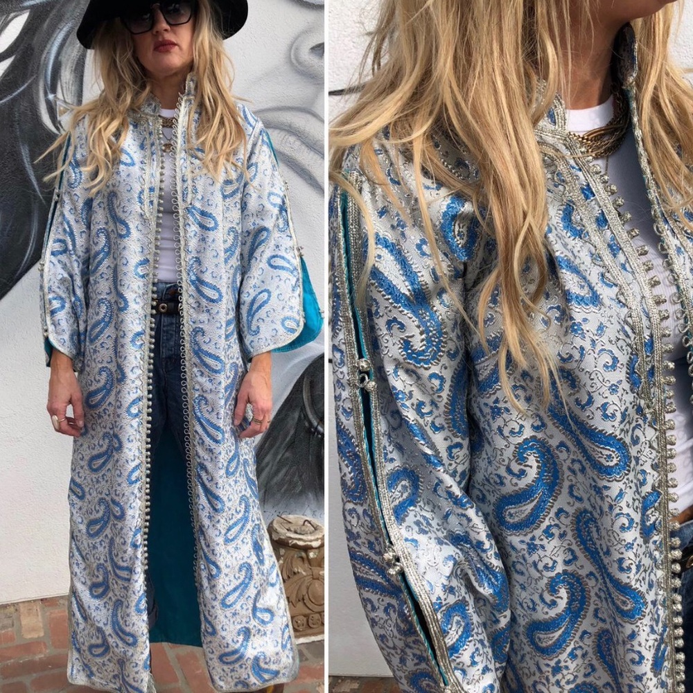 Gorgeous vintage brocade duster jacket
Bohemian jacket festivalwear - Picture 2 of 5